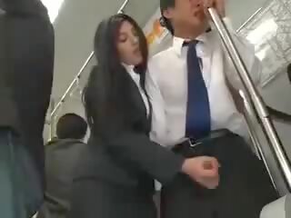 Asiática punhetas em público autocarro, grátis público canal xxx filme vídeo 08 | xhamster